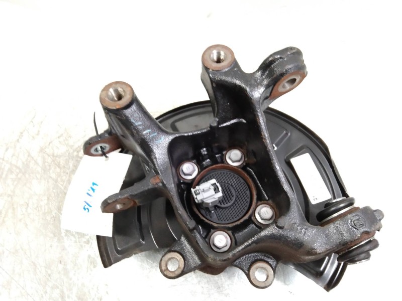 Recambio de mangueta trasera izquierda para toyota avensis cross sport (t27) advance referencia OEM IAM   