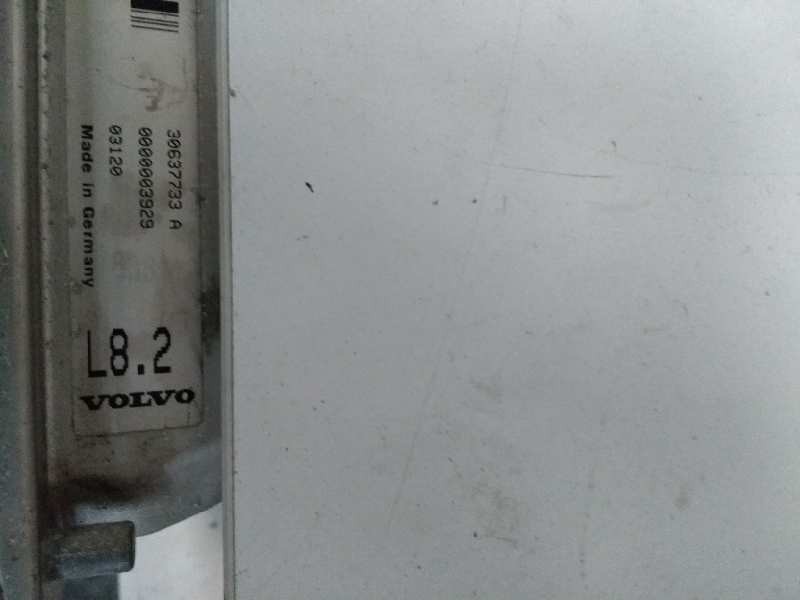 Recambio de centralita motor uce para volvo v70 familiar referencia OEM IAM 0281011078 1039S00000 30637733A L82