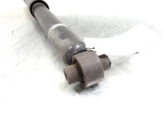 Recambio de amortiguador trasero para toyota auris 1.6 16v cat referencia OEM IAM    2