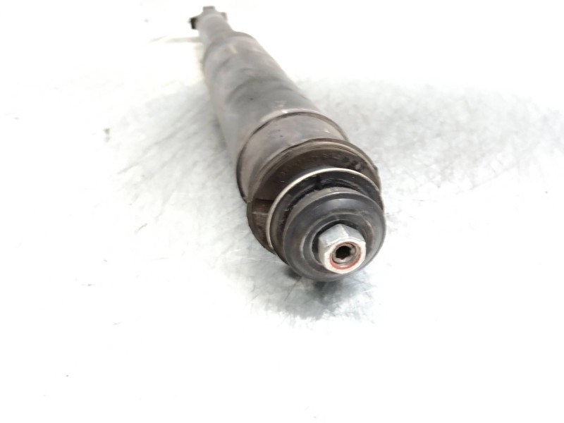 Recambio de amortiguador trasero para toyota auris 1.6 16v cat referencia OEM IAM   