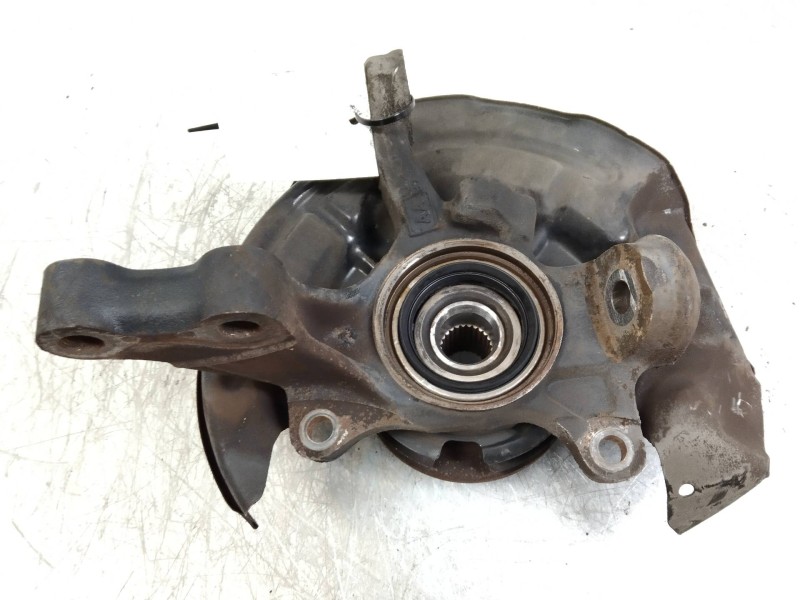 Recambio de mangueta delantera derecha para toyota carina (t19) 1.6 xl (4-ptas.) referencia OEM IAM   