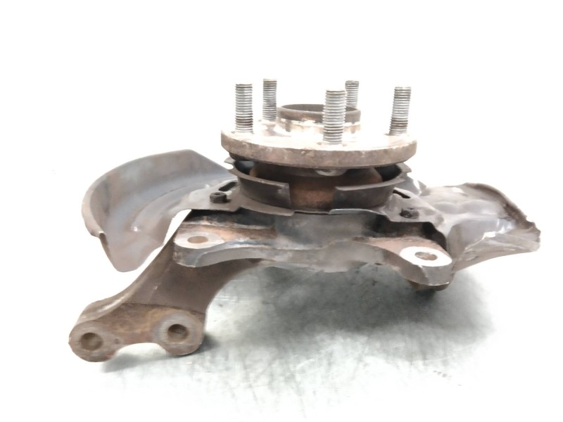 Recambio de mangueta delantera izquierda para toyota carina (t19) 1.6 xl (4-ptas.) referencia OEM IAM   