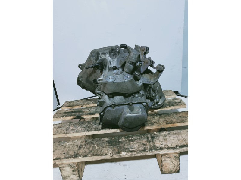Recambio de caja cambios para saab 9-3 berlina 1.8i arc referencia OEM IAM F17C394 A33532 