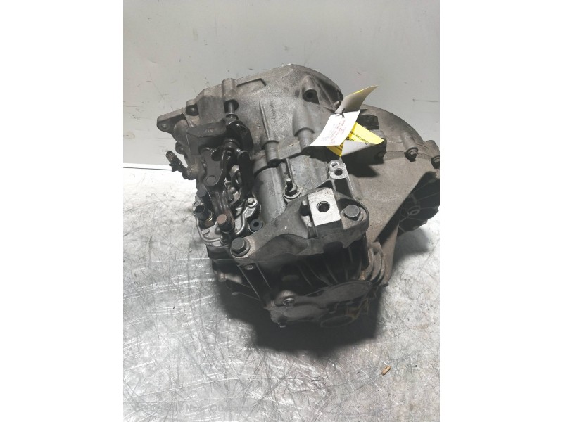 Recambio de caja cambios para volvo s40 berlina 2.0 diesel cat referencia OEM IAM 4M5R7002CD TIGA1 030904 094553 