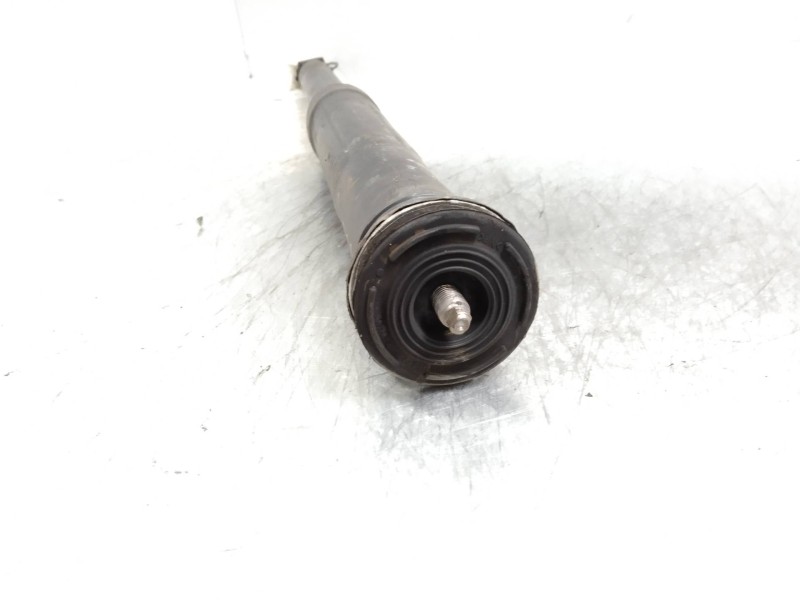 Recambio de amortiguador trasero para toyota aygo (kgb/wnb) 1.0 cat referencia OEM IAM   