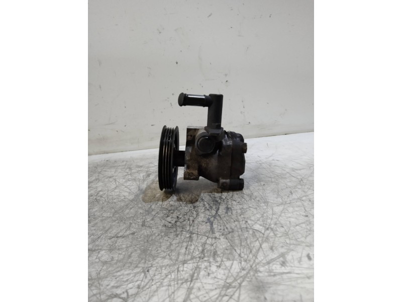 Recambio de bomba direccion para hyundai accent (lc) gl 5p referencia OEM IAM 5711025000 YSBF18 