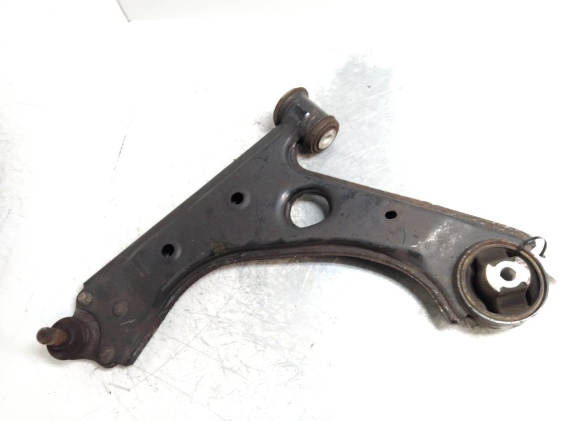 Recambio de brazo suspension inferior delantero izquierdo para fiat grande punto (199) 1.3 16v multijet active (55kw) referencia
