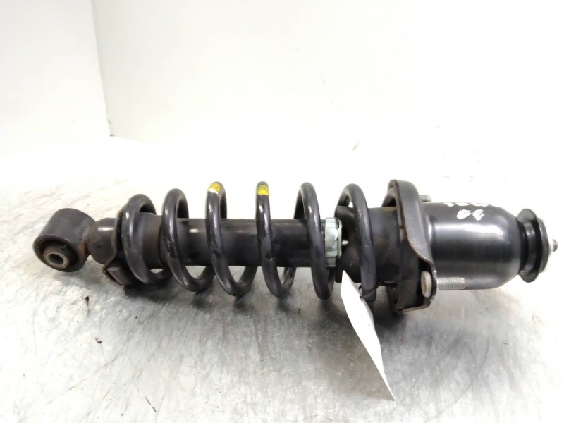Recambio de amortiguador trasero para toyota avensis berlina (t25) 2.0 executive berlina (5-ptas.) referencia OEM IAM   