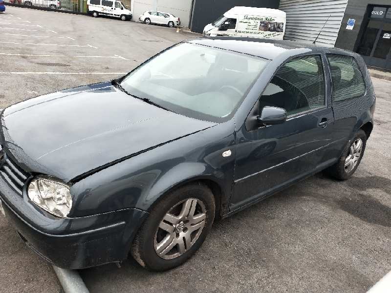 volkswagen golf iv berlina (1j1) del año 2002