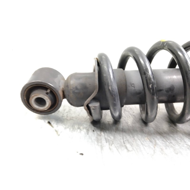 Recambio de amortiguador trasero para toyota avensis berlina (t25) 2.0 executive berlina (5-ptas.) referencia OEM IAM   