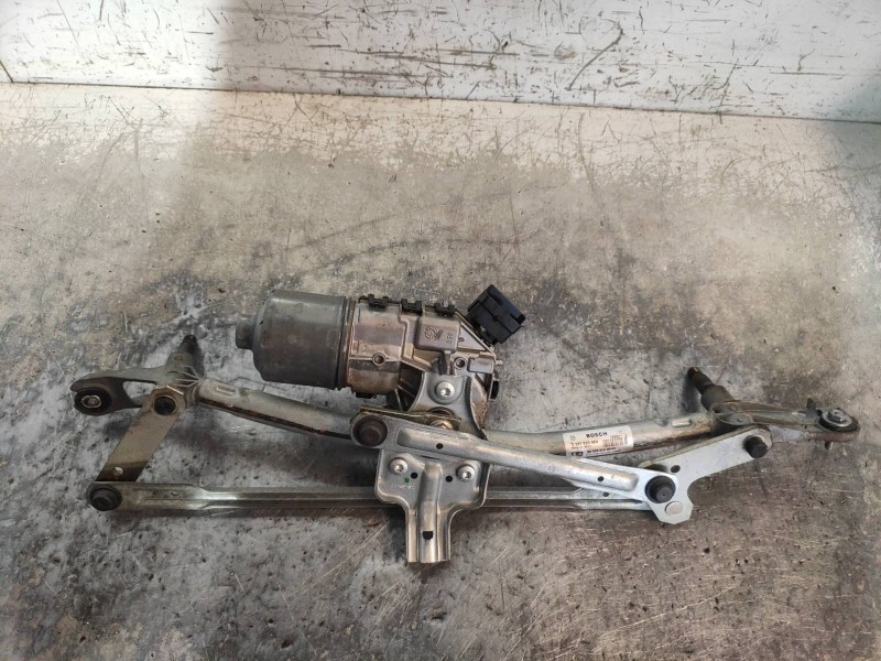 Recambio de motor limpia delantero para citroen berlingo station wagon xtr plus referencia OEM IAM 0390241621 3397020954 9682861