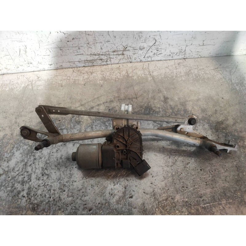 Recambio de motor limpia delantero para citroen berlingo station wagon xtr plus referencia OEM IAM 0390241621 3397020954 9682861