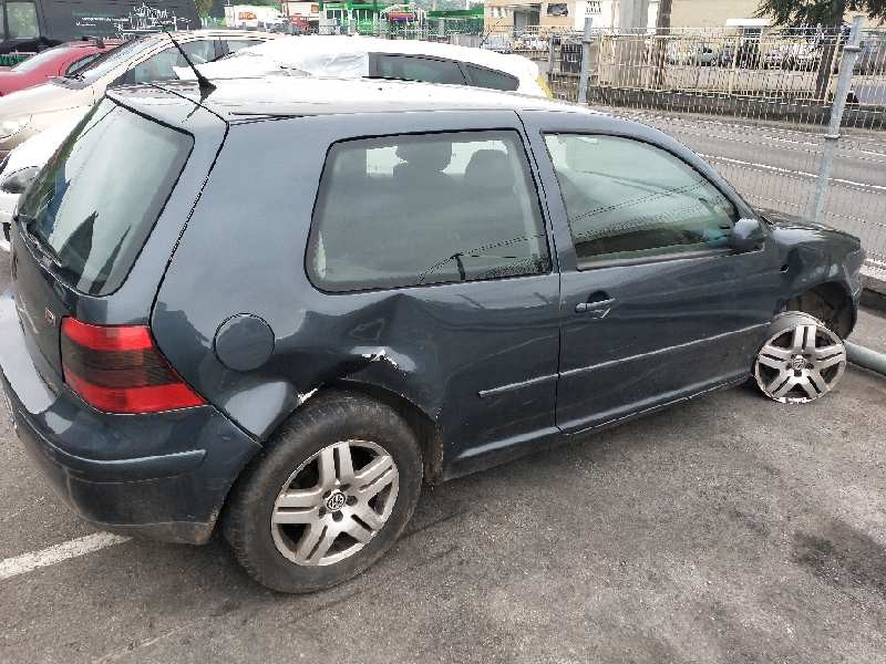 volkswagen golf iv berlina (1j1) del año 2002