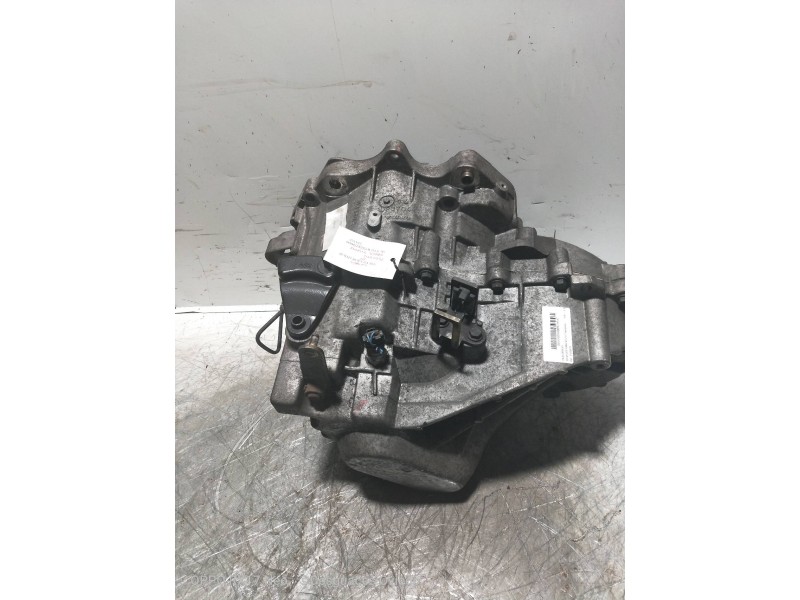 Recambio de caja cambios para volvo v70 familiar 2.5 turbodiesel referencia OEM IAM P1208916 T121096 M56L2