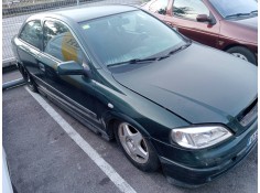 opel astra g berlina del año 1999