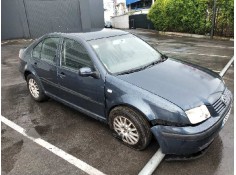volkswagen bora berlina (1j2) del año 2004