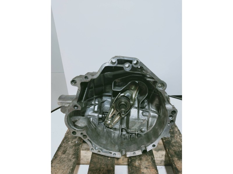 Recambio de caja cambios para volkswagen passat berlina (3b2) básico referencia OEM IAM DHZ 25027 