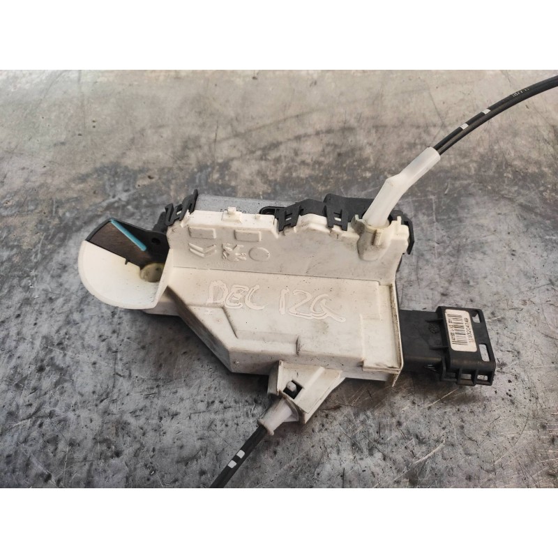Recambio de motor cierre centralizado delantero izquierdo para citroen berlingo station wagon xtr plus referencia OEM IAM 828406