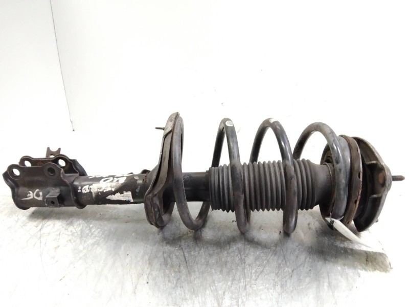 Recambio de amortiguador delantero derecho para kia rio 1.5 crdi referencia OEM IAM 546011G230  