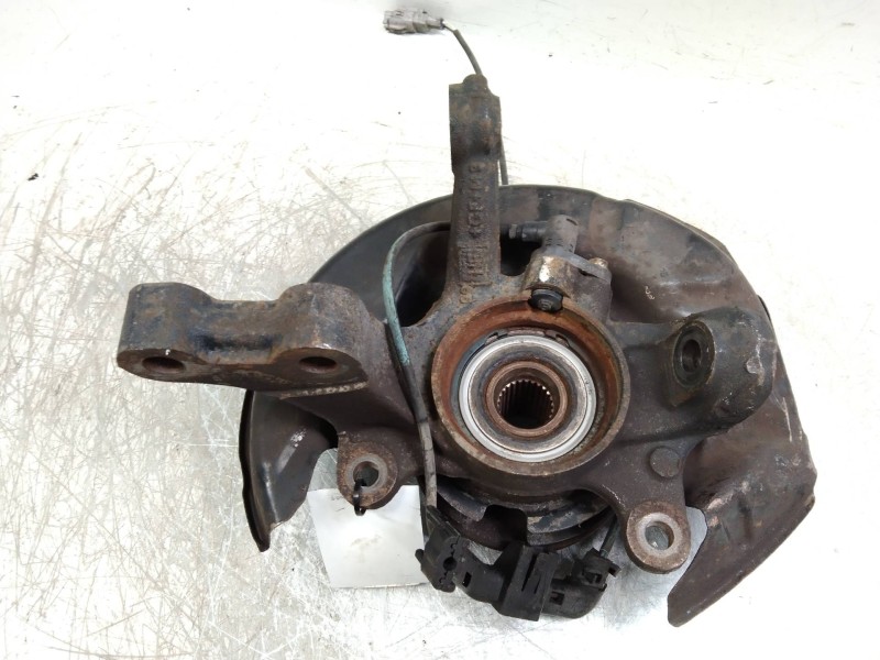 Recambio de mangueta delantera derecha para toyota corolla (e11) 1.6 linea terra (5-ptas.) referencia OEM IAM   