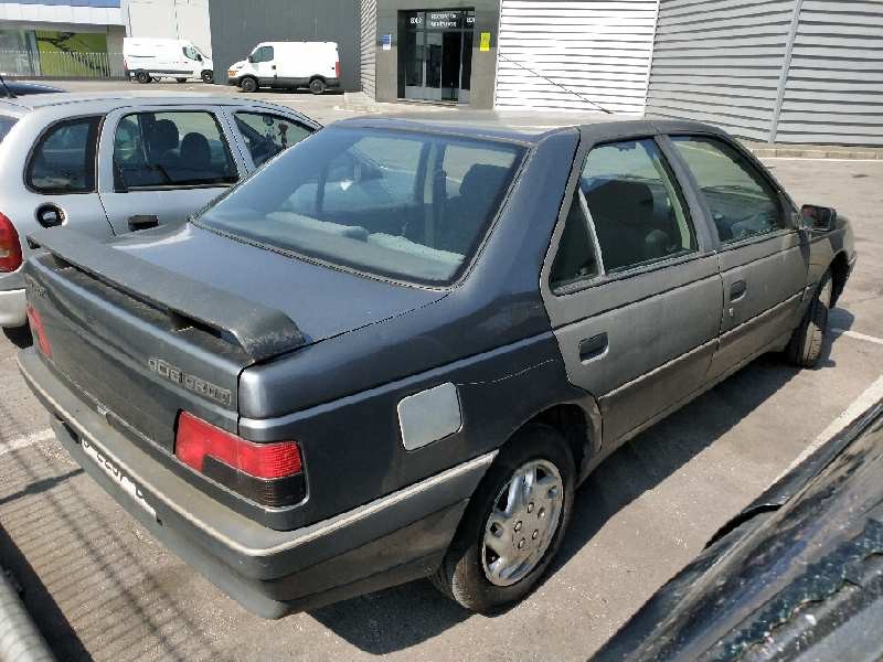 peugeot 405 berlina del año 1992