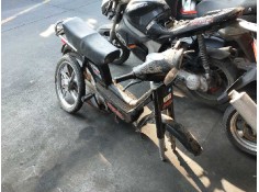 piaggio (vespa) vespino del año 1999