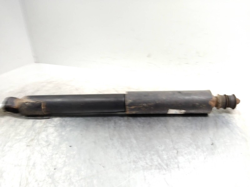 Recambio de amortiguador trasero para toyota land cruiser (j9) 3.0 turbodiesel referencia OEM IAM   