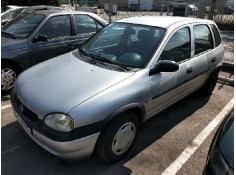 opel corsa b del año 2000
