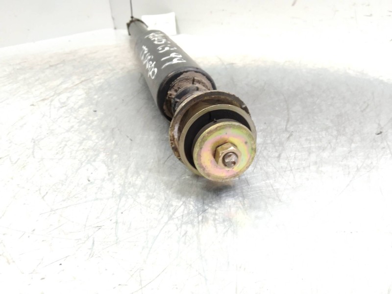 Recambio de amortiguador trasero para toyota yaris (ncp1/nlp1/scp1) 1.3 cat referencia OEM IAM   