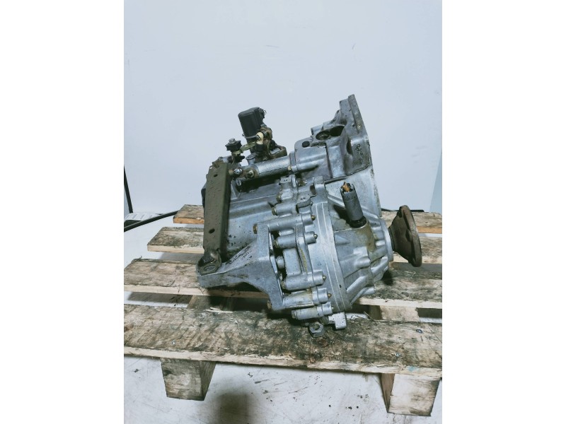 Recambio de caja cambios para volkswagen passat berlina (312) cl referencia OEM IAM 2AYK 05081 