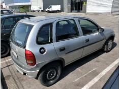 opel corsa b del año 2000 2