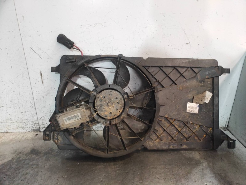 Recambio de electroventilador para ford c-max (cb3) ghia referencia OEM IAM 3M5H8C607RH 1137328366 