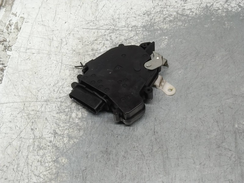 Recambio de motor cierre centralizado trasero izquierdo para mazda 5 berl. (cr) 2.0 crtd active+ (105kw) referencia OEM IAM   5P