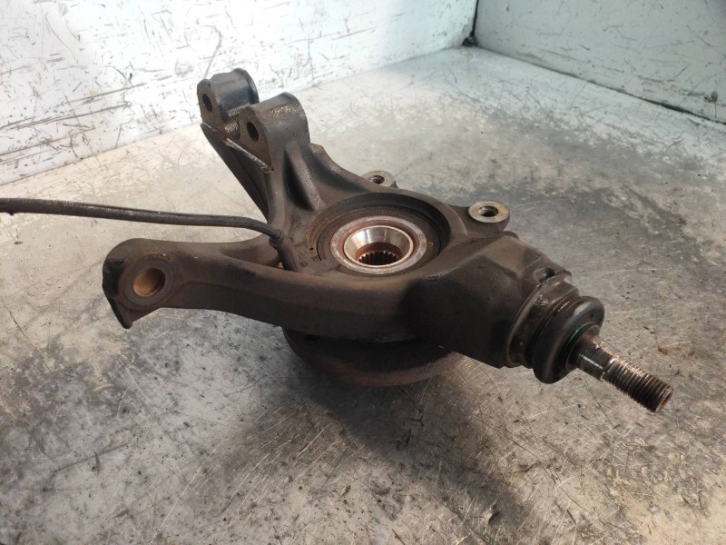 Recambio de mangueta delantera izquierda para citroen berlingo station wagon xtr plus referencia OEM IAM   