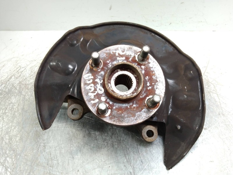 Recambio de mangueta delantera izquierda para toyota corolla (e12) 1.4 d-4d luna sedán referencia OEM IAM   