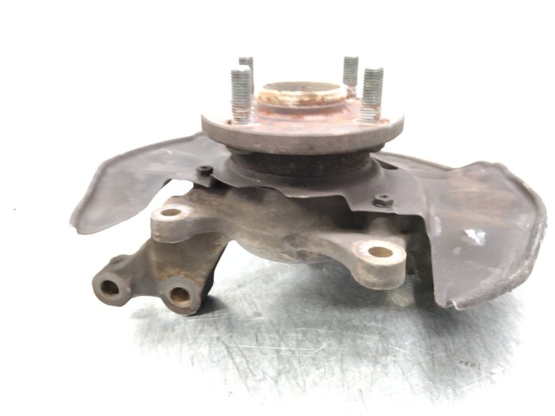 Recambio de mangueta delantera izquierda para toyota corolla (e12) 1.4 d-4d luna sedán referencia OEM IAM   