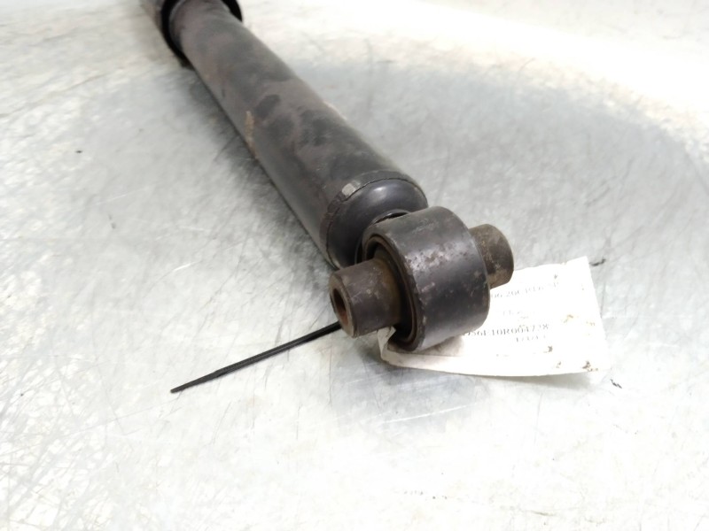 Recambio de amortiguador trasero para toyota auris 2.0 d-4d cat referencia OEM IAM   