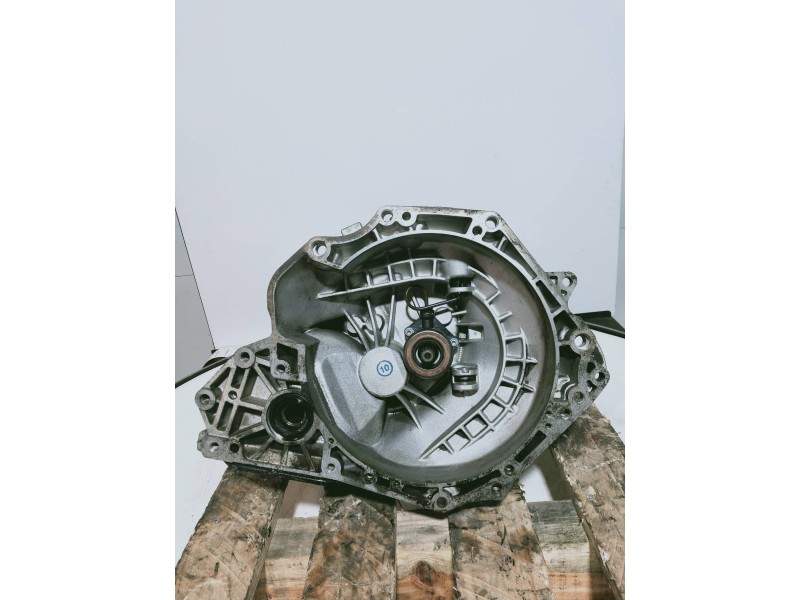 Recambio de caja cambios para opel astra gtc 1.4 16v referencia OEM IAM F13MC418 B34861 