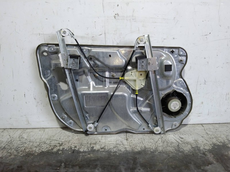 Recambio de elevalunas delantero derecho para volkswagen polo (9n1) highline referencia OEM IAM 602959801A 6Q4837402H 400642E 5P