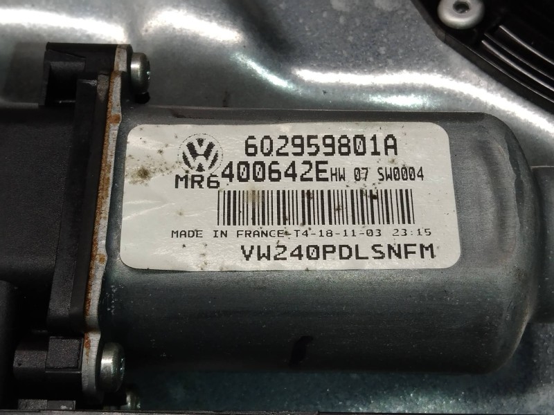 Recambio de elevalunas delantero derecho para volkswagen polo (9n1) highline referencia OEM IAM 602959801A 6Q4837402H 400642E 5P