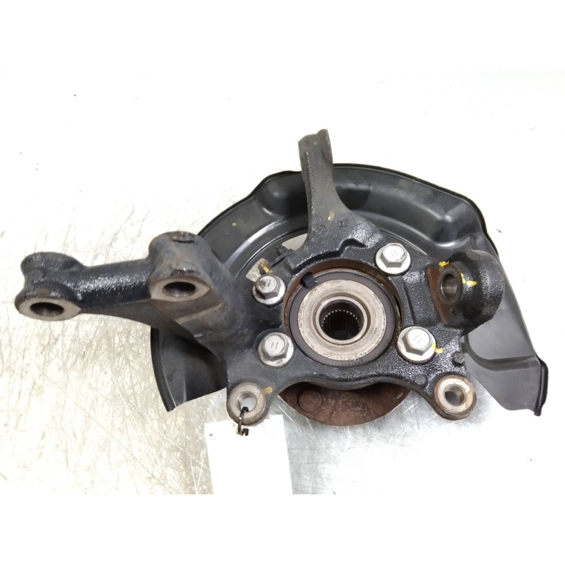 Recambio de mangueta delantera derecha para toyota corolla (e15) 2.0 turbodiesel cat referencia OEM IAM   