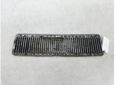 Recambio de rejilla delantera para volvo serie 460 1.7 turbo cat referencia OEM IAM    2