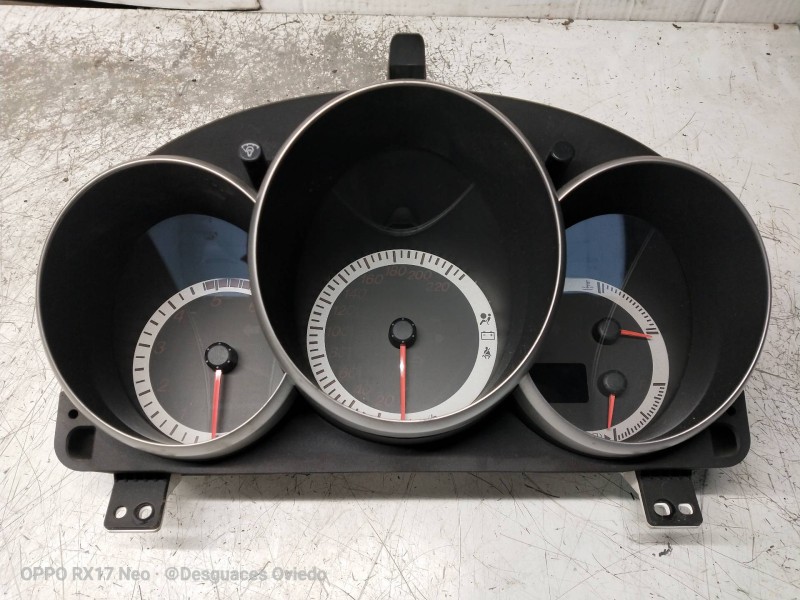 Recambio de cuadro instrumentos para mazda 3 berlina (bk) 1.6 crdt active referencia OEM IAM 4SBN9KA  