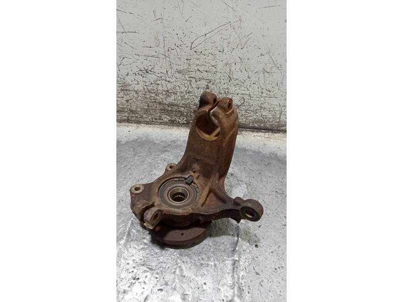 Recambio de mangueta delantera derecha para citroen c3 hdi 70 collection referencia OEM IAM   