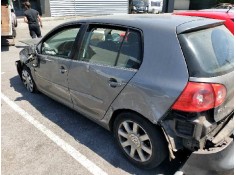 volkswagen golf v berlina (1k1) del año 2004 2