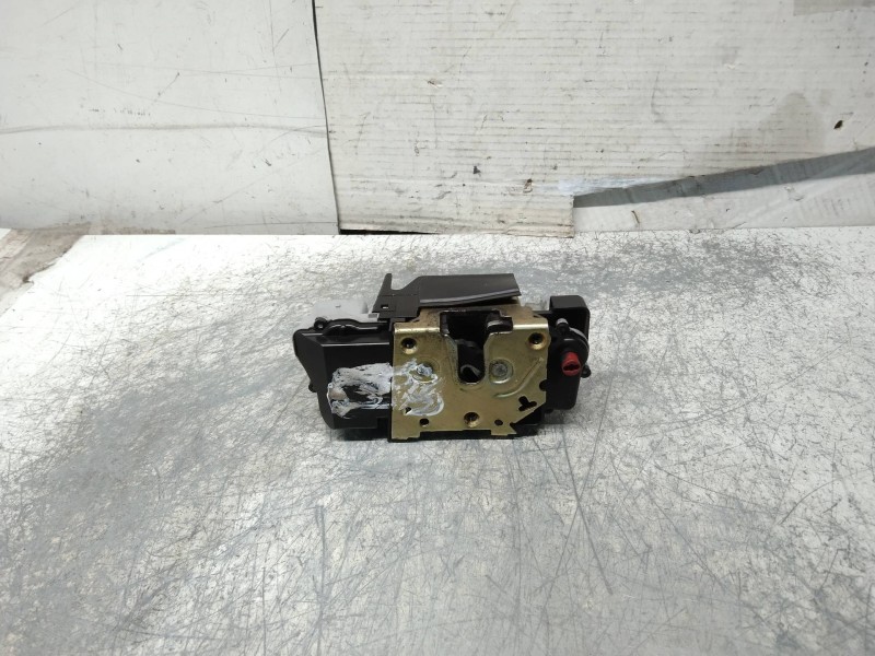 Recambio de motor cierre centralizado trasero izquierdo para citroen c5 berlina sx (e) referencia OEM IAM   5P