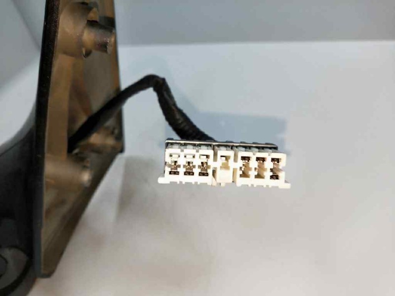 Recambio de retrovisor derecho para peugeot 406 coupe (s1/s2) referencia OEM IAM    Recambio de retrovisor derecho para peugeot 406 coupe (s1/s2) referencia OEM IAM