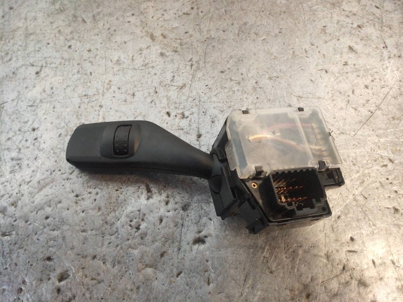 Recambio de mando limpia para ford c-max (cb3) ghia referencia OEM IAM 4M5T17A553BD  