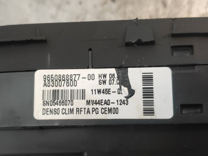 Recambio de mando calefaccion / aire acondicionado para citroen c4 grand picasso business referencia OEM IAM 9650868877 A8300760