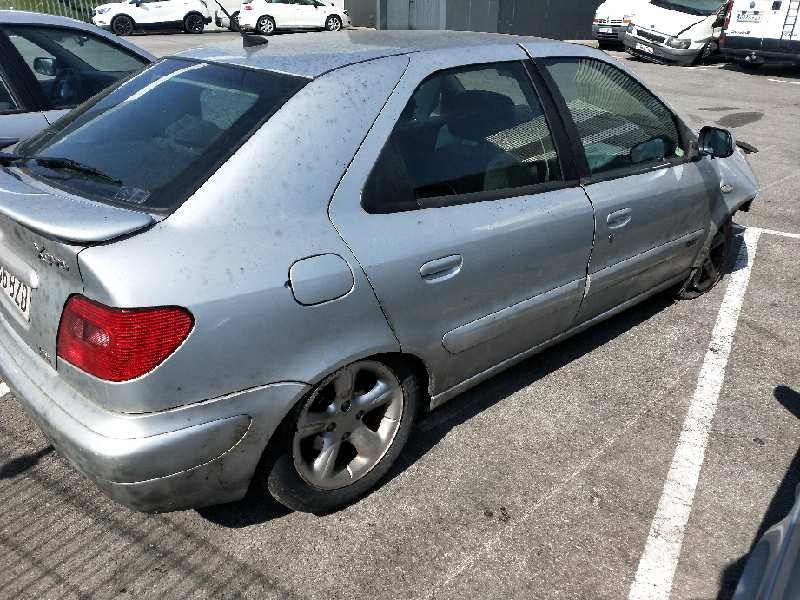 citroen xsara berlina del año 2002